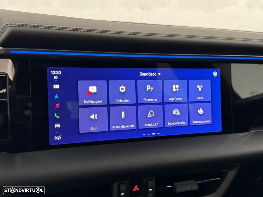 Porsche Macan Electric 4 - 31