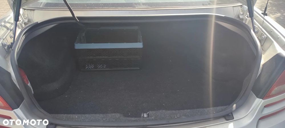 Dodge Stratus - 6