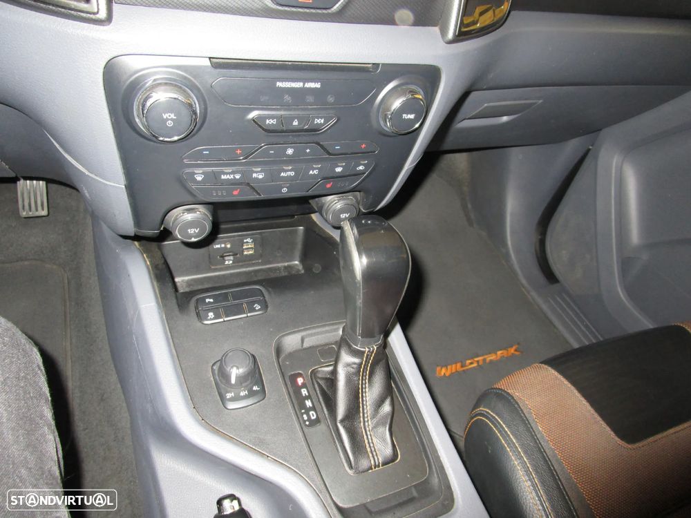 Ford Ranger Auto Wildtrak - 25