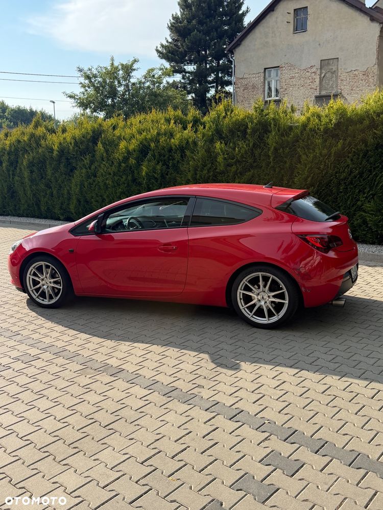 Opel Astra 1.6 Turbo Sport - 5