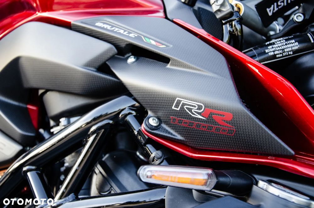 MV AGUSTA Brutale - 7