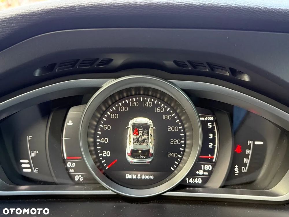 Volvo V40 D2 Drive-E Momentum - 29