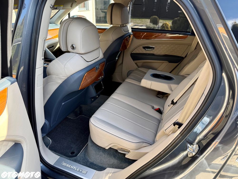 Bentley Bentayga - 22