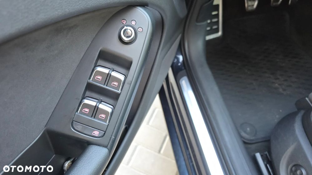 Audi A4 Avant 2.0 TDI - 18