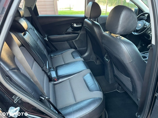 Kia Niro 1.6 GDI Hybrid L Business Line - 15