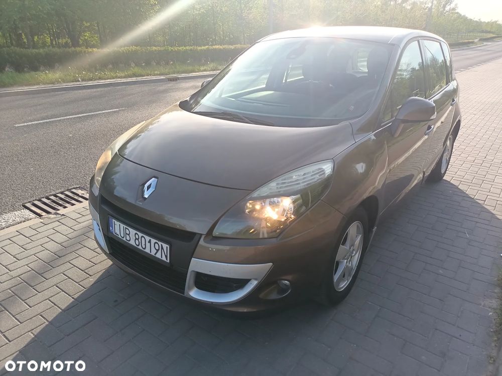 Renault Scenic 2.0 16V 140 CVT Dynamique - 17