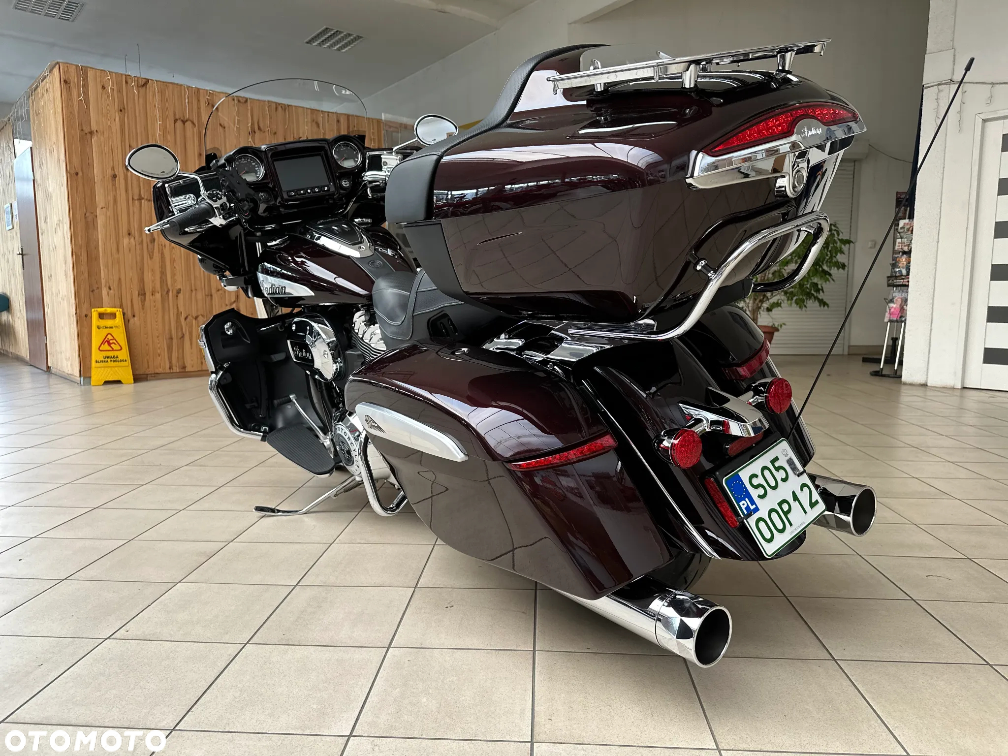 Indian Roadmaster - 6