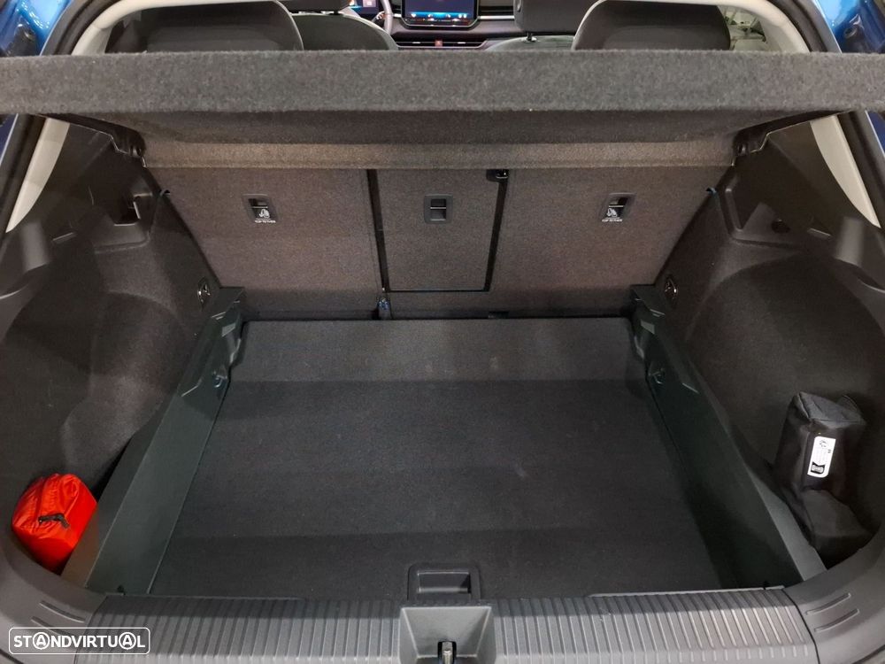 VW T-Roc 1.5 eTSI Life DSG - 26