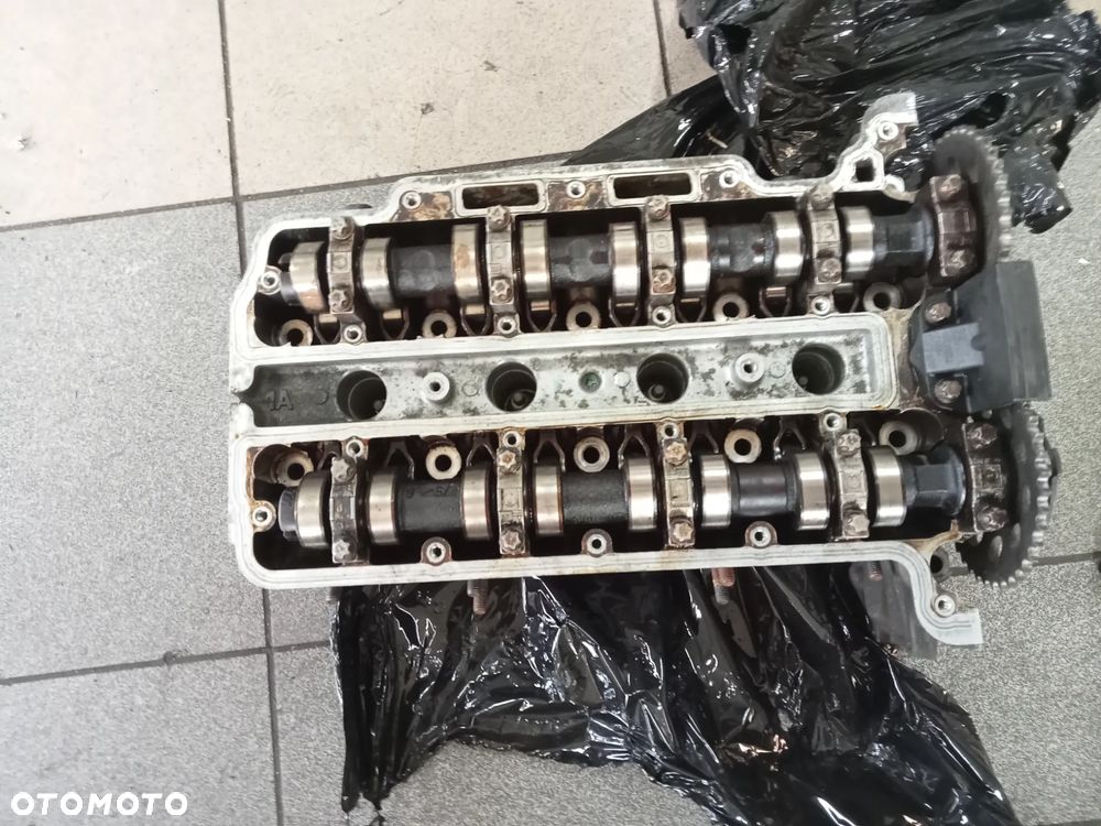 głowica corsa astra 1,2 1.4 16v 90529778 po regeneracji - 1