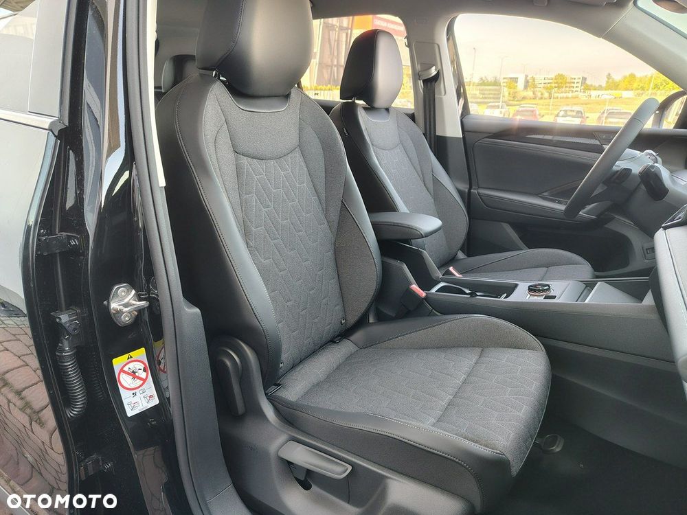 Volkswagen Tiguan - 9