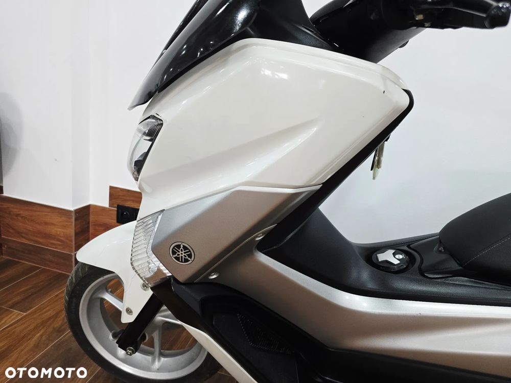 Yamaha NMAX - 20