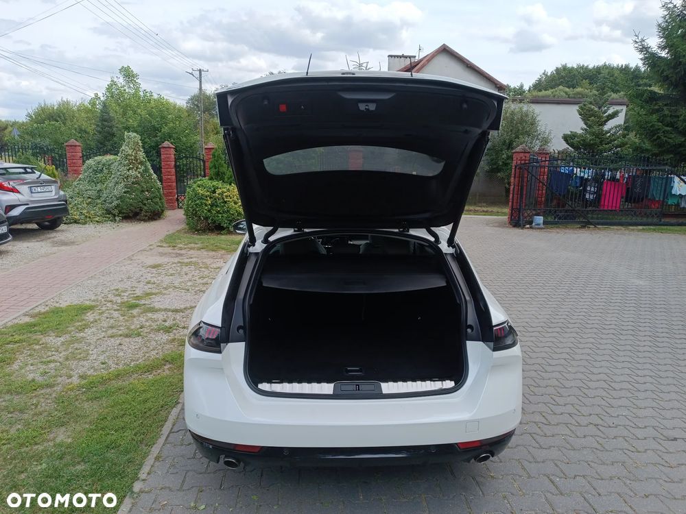 Peugeot 508 Plug-In Hybrid 180 e-EAT8 Allure - 31