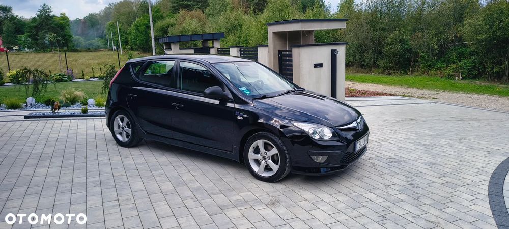 Hyundai i30 1.6 CRDi blue Classic - 9