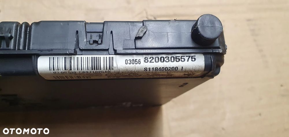 Moduł sterownik komfortu Renault Megane II 8200305575 - 7