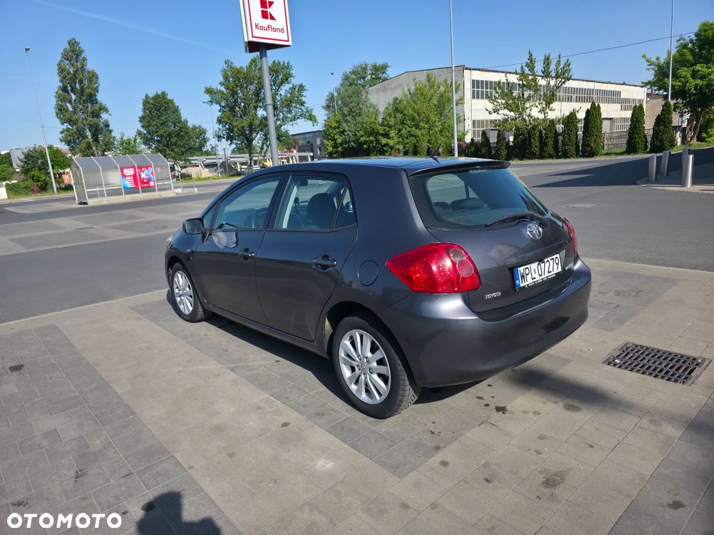 Toyota Auris - 3