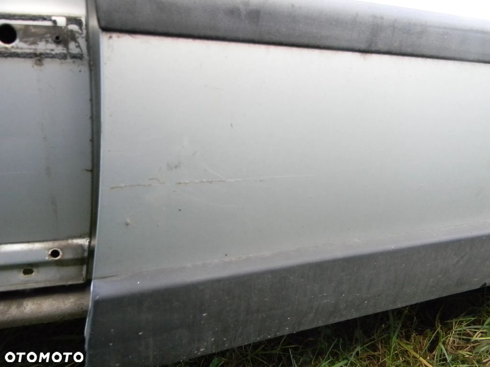 drzwi lewe prawe tył przód VW PASSAT B5 sedan LB7Z - 17