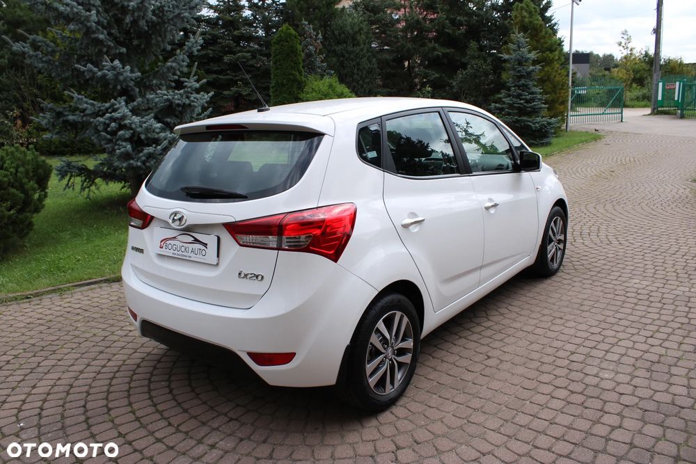 Hyundai ix20 1.6 BlueDrive Classic + - 8