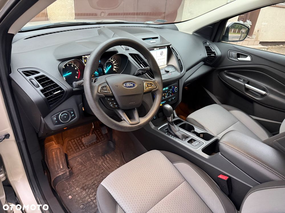 Ford Escape 1.5 EcoBoost AWD SE - 23
