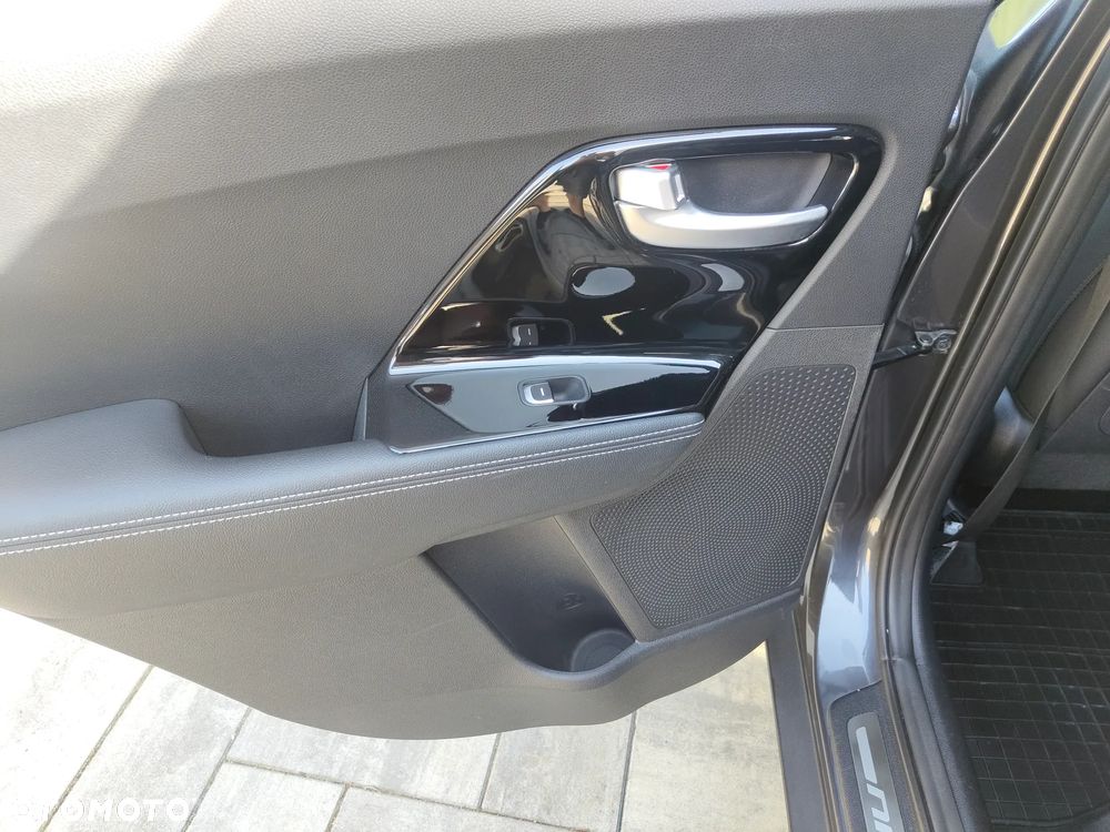 Kia Niro - 13
