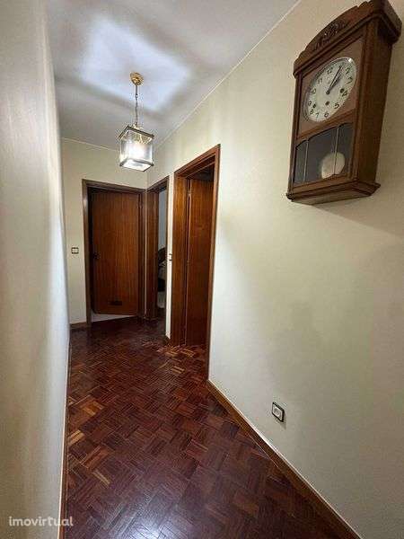 Apartamento T4 nas Madalenas com vista mar - Grande imagem: 5/10