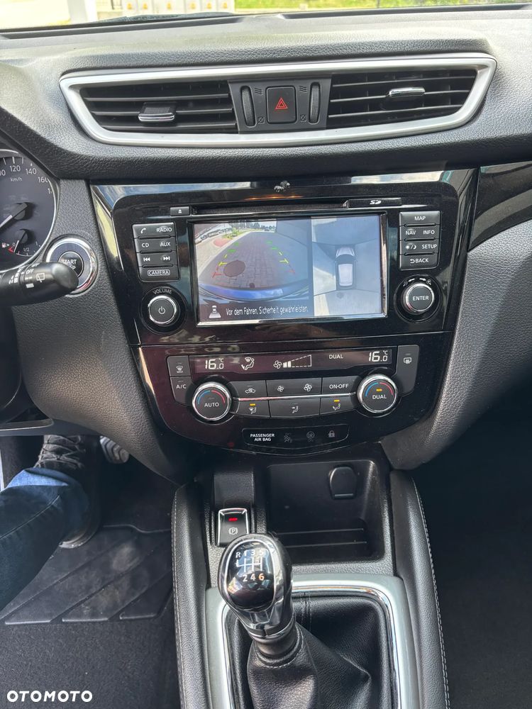 Nissan Qashqai 1.6 DIG-T 360 - 10