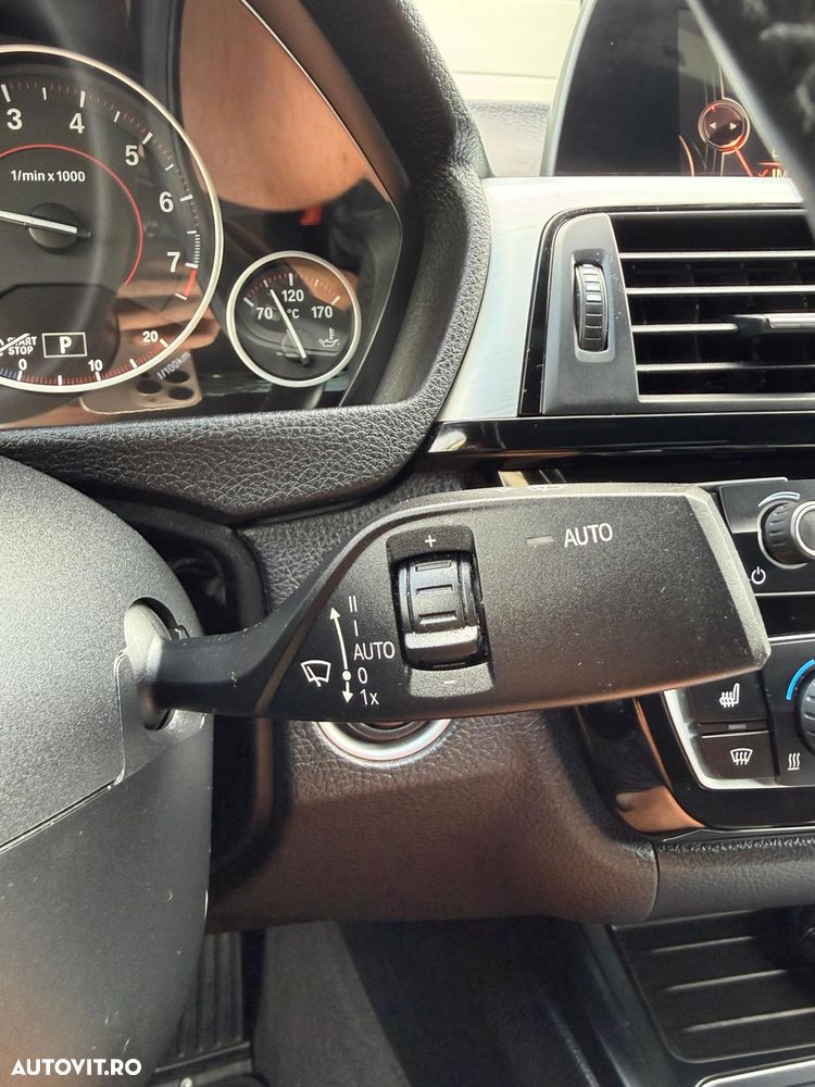BMW Seria 3 318i Aut. M Sport - 22