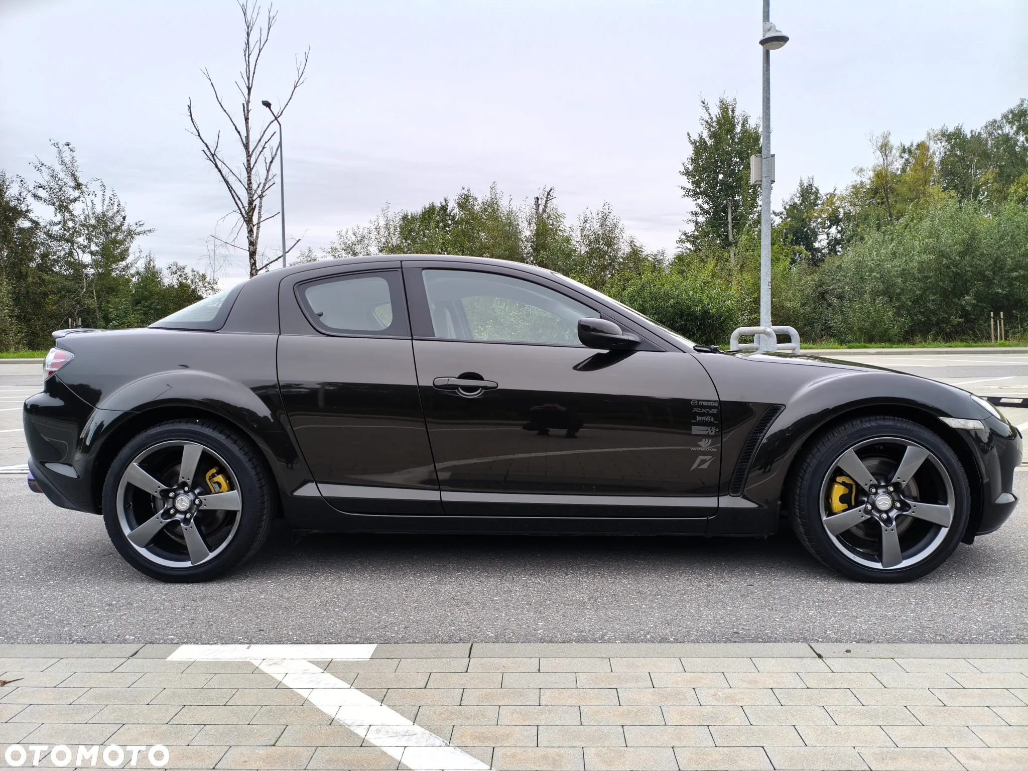 Mazda RX-8 Revolution - 11