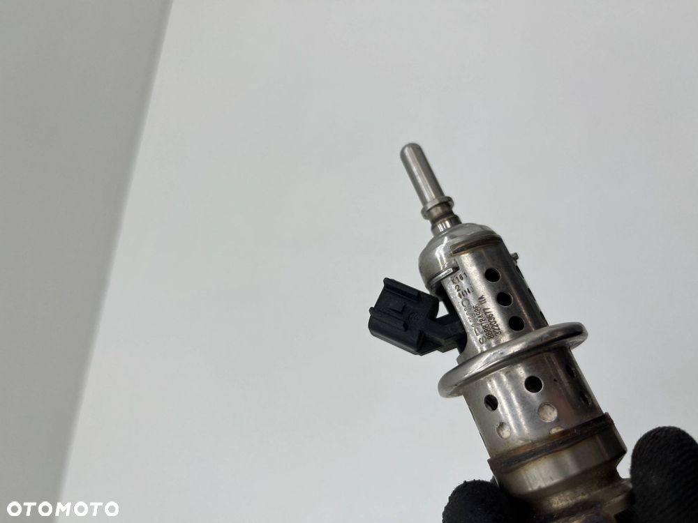 VOLVO V90 S90 WTRYSK WTRYSKIWACZ ADBLUE 32203677 - 3