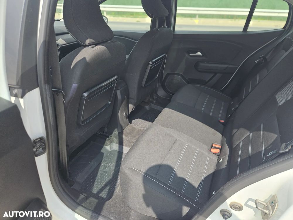 Dacia Logan TCe 90 CVT Comfort - 10