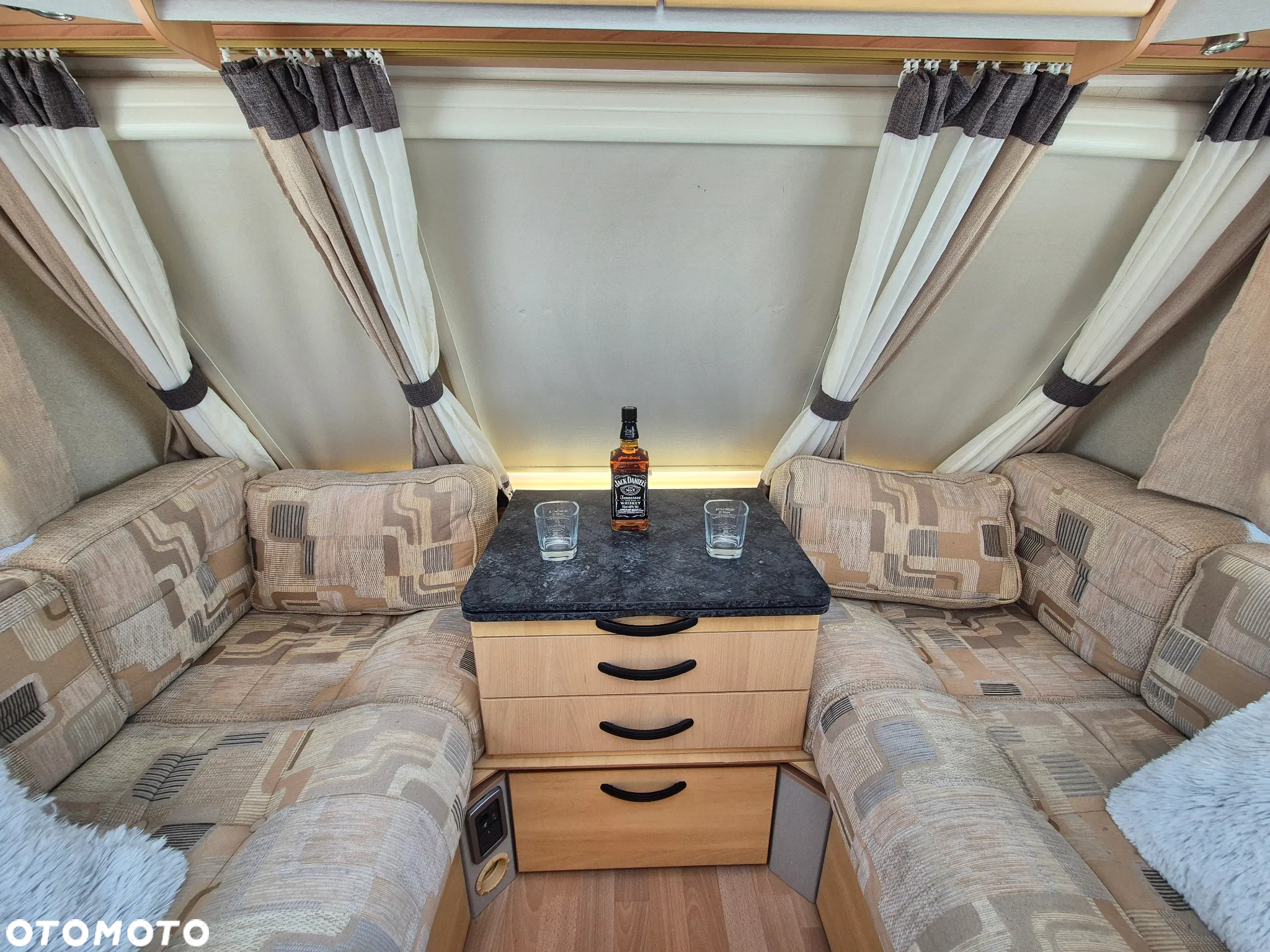 SWIFT STERLING EUROPA 520 - 23