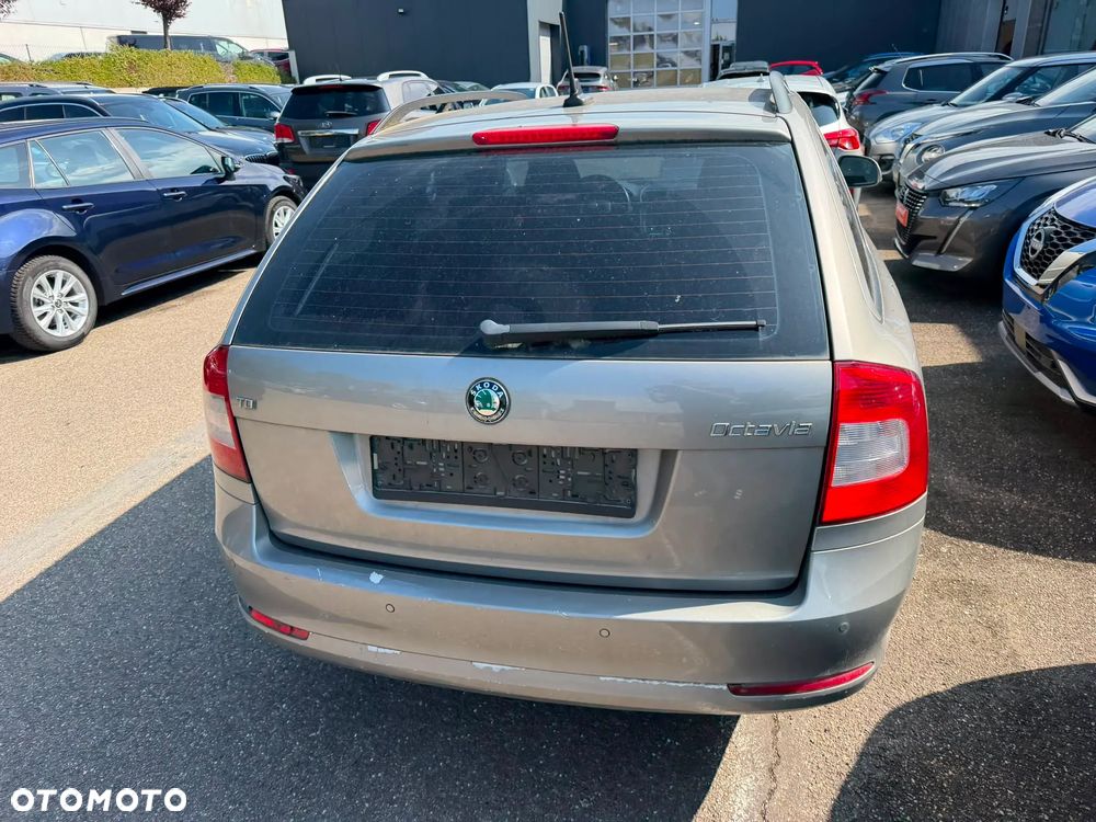 Skoda Octavia 1.6 TDI Ambition - 33