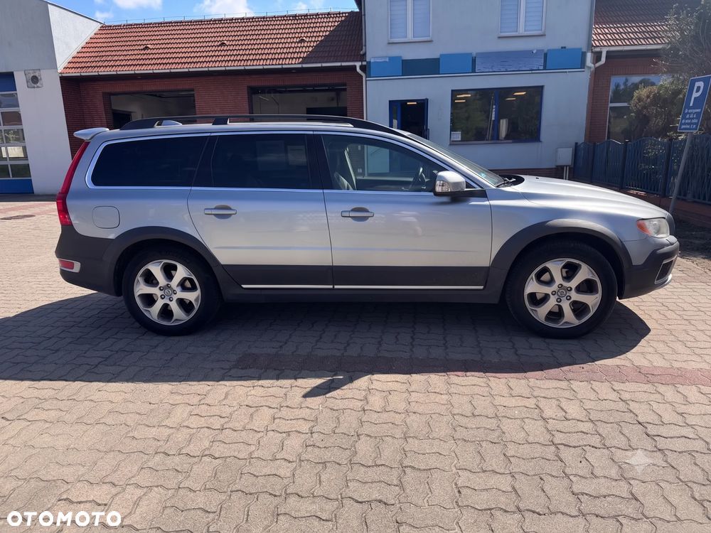 Volvo XC 70 - 6