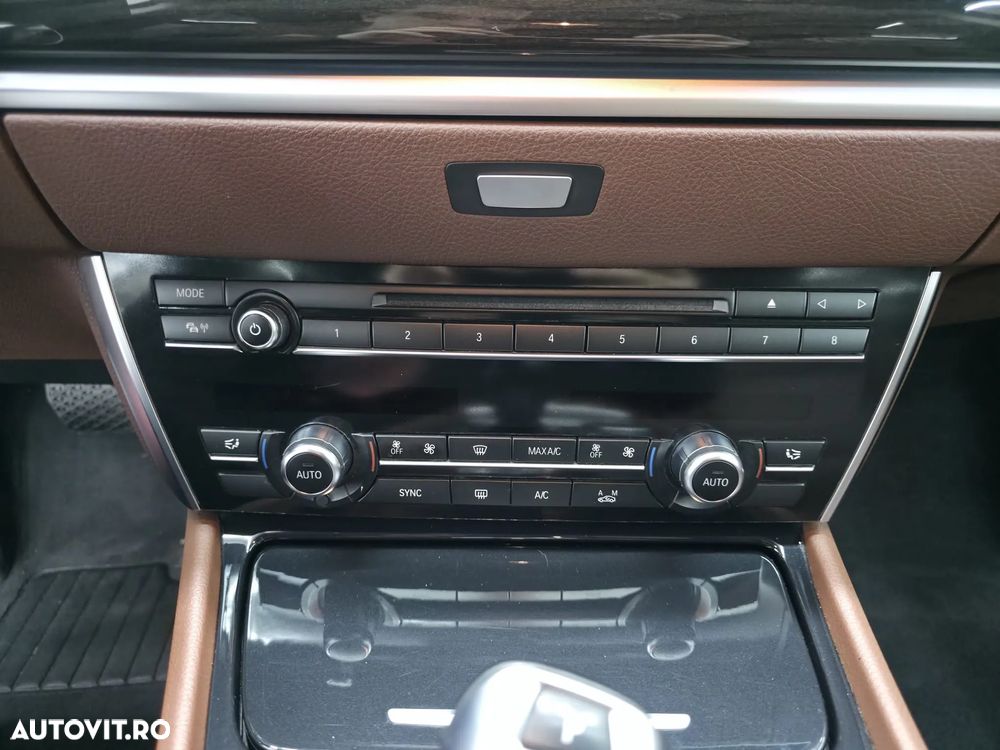 BMW Seria 5 535d xDrive AT - 18