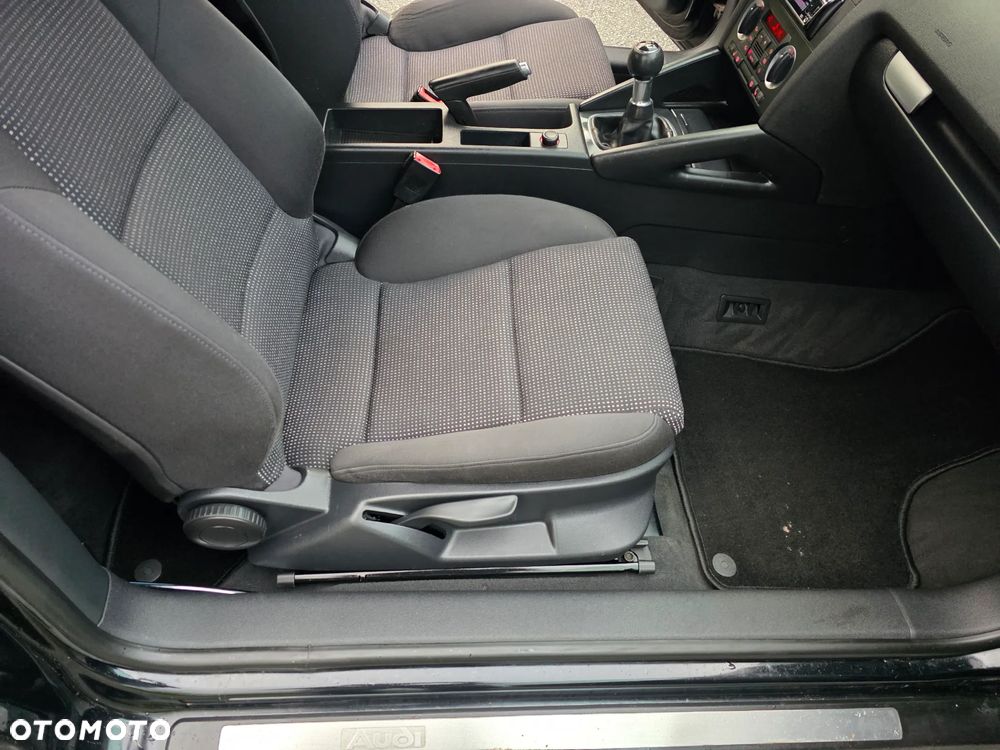 Audi A3 1.6 Ambition - 9