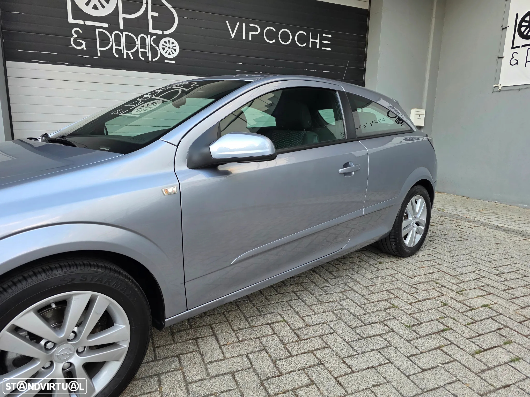 Opel Astra GTC 1.3 CDTi - 28