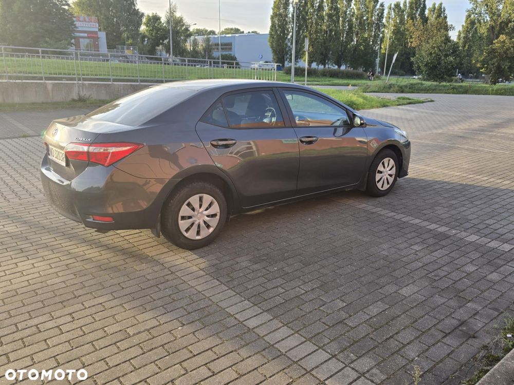 Toyota Corolla - 1