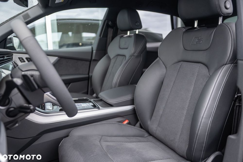Audi Q8 60 TFSI e PHEV Quattro Tiptronic - 12