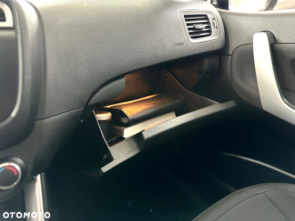 Kia Ceed 1.6 GDI SW Dream-Team Edition - 21