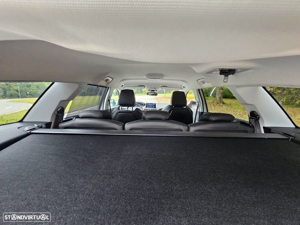 Peugeot 5008 1.5 BlueHDi Allure Pack EAT8 - 29