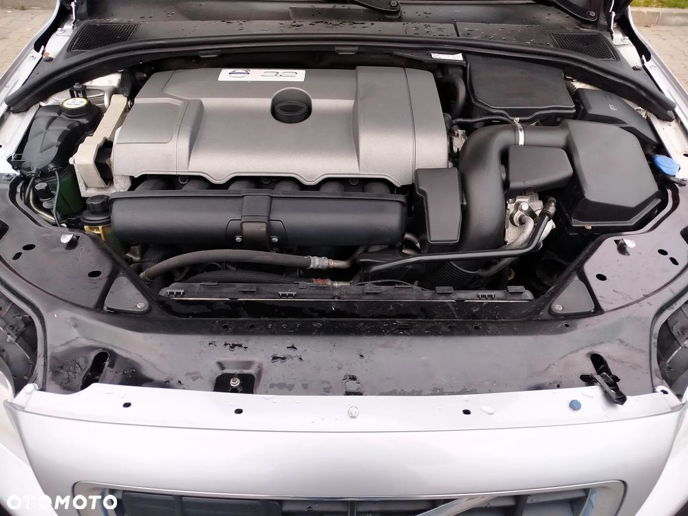 Volvo XC 70 3.2 AWD Momentum - 19