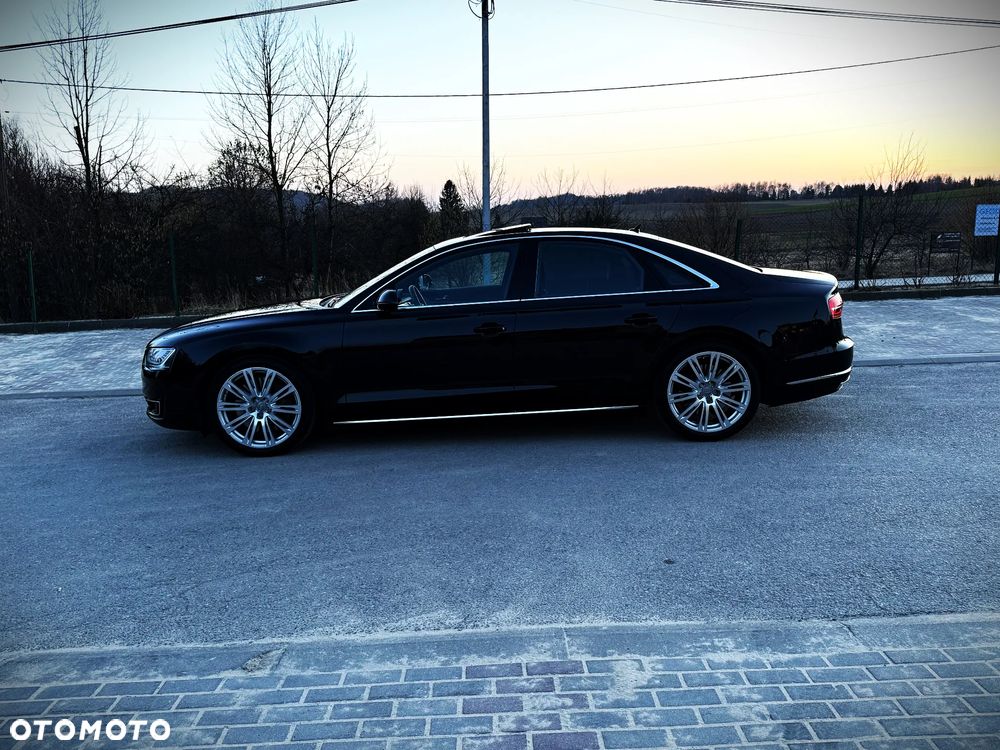 Audi A8 4.2 TDI DPF (clean diesel) quattro tiptronic - 10