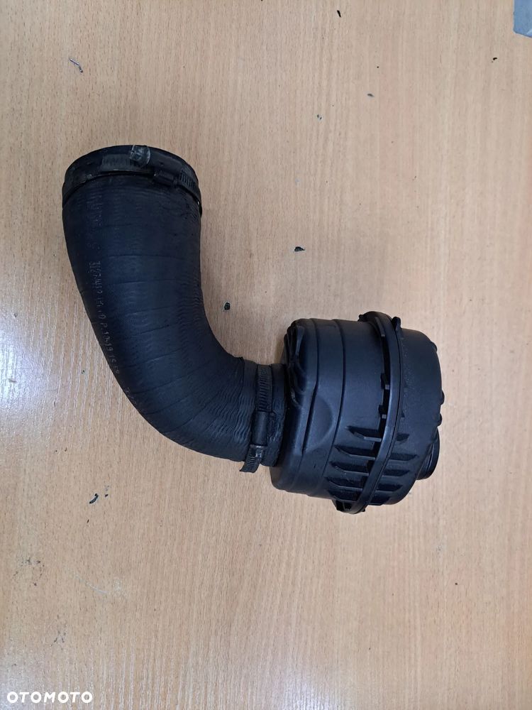 VOLVO XC60 XC70 V70 S80 2.4D5 REZONATOR POWIETRZA 31274411