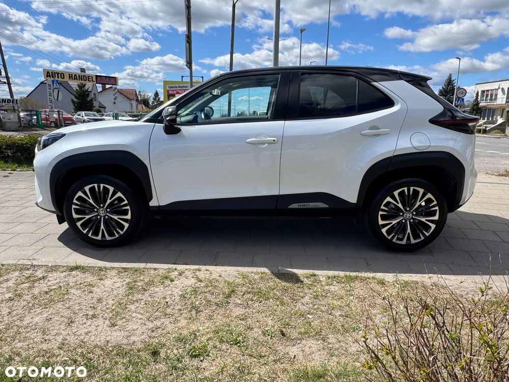 Toyota Yaris Cross Hybrid 1.5 Executive - 17