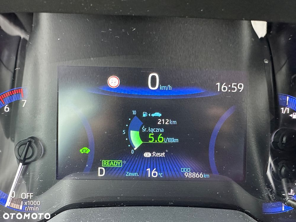 Toyota Corolla 1.8 Hybrid Selection - 10