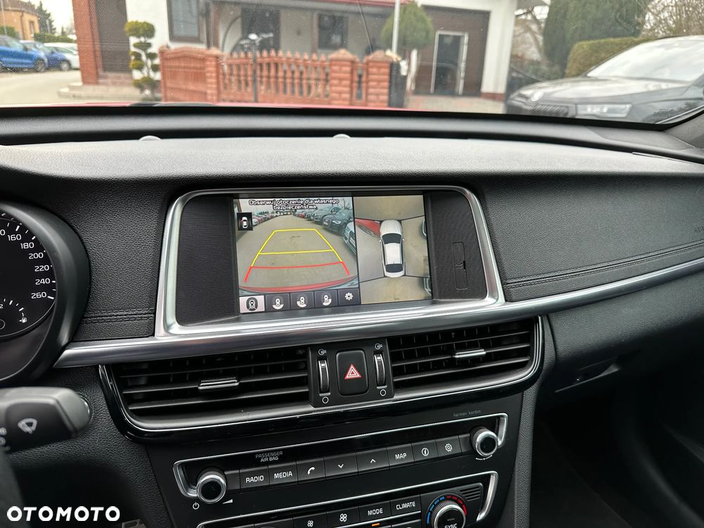 Kia Optima - 14