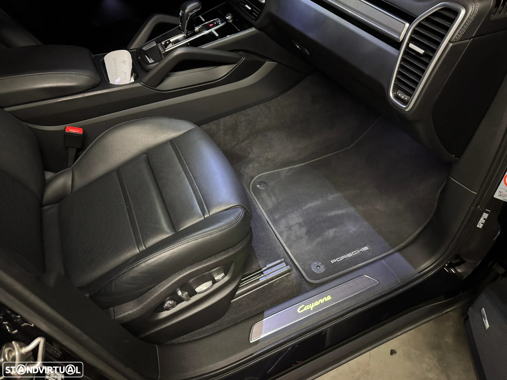 Porsche Cayenne E-Hybrid - 11