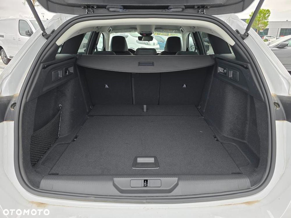 Peugeot 308 1.5 BlueHDi Allure S&S EAT8 - 5