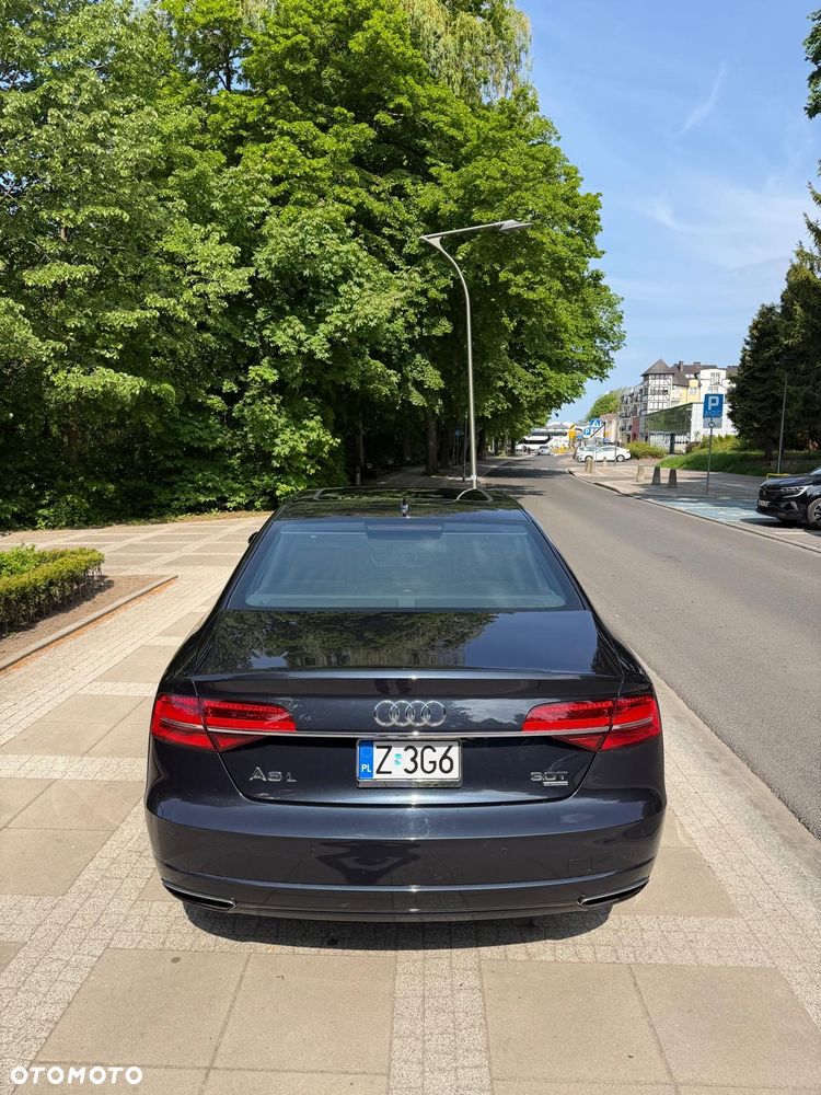 Audi A8 - 10