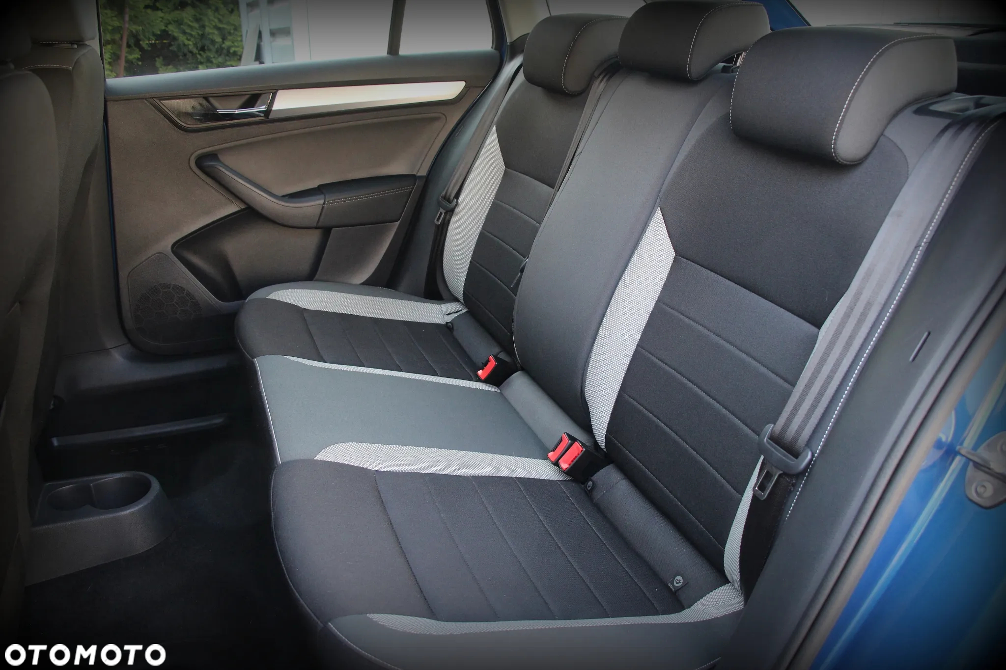 Skoda RAPID Spb 1.0 TSI Ambition - 13