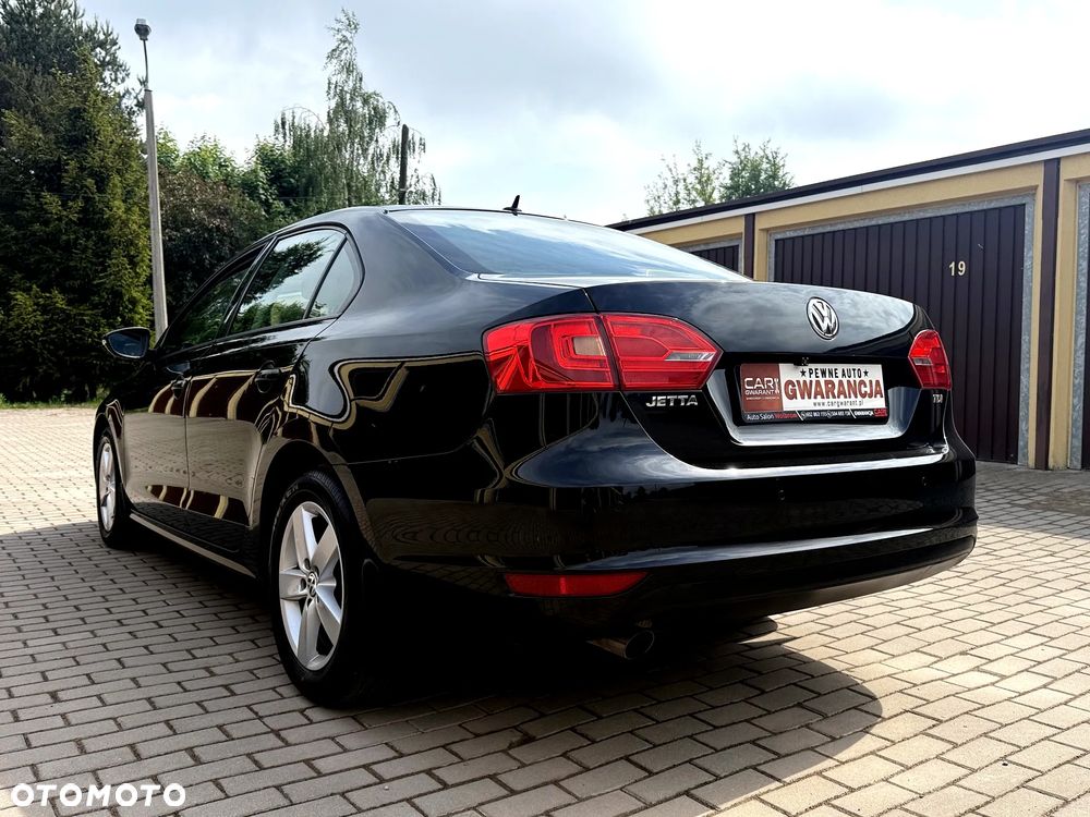 Volkswagen Jetta 1.6 TDI BMT Comfortline - 4